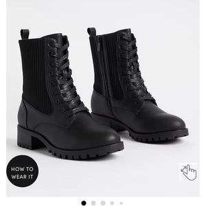 NWOT RIBBED KNIT COMBAT BOOTIE - BLACK (WW)